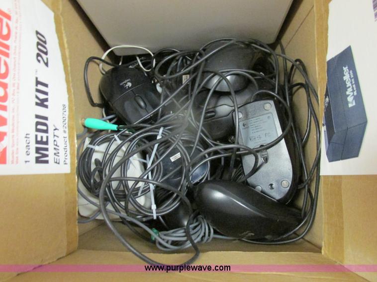 image for item BK9134 Assorted computers and accessories