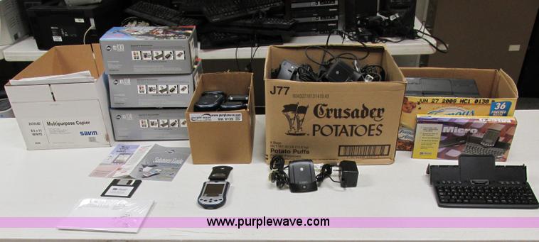 image for item BK9135 Palm Pilot devices and accessories