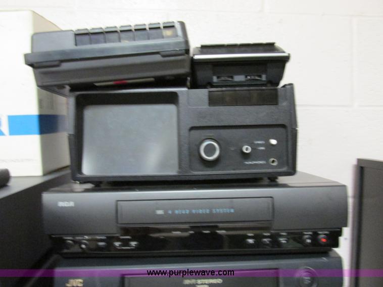 image for item BK9137 Assorted audio visual equipment