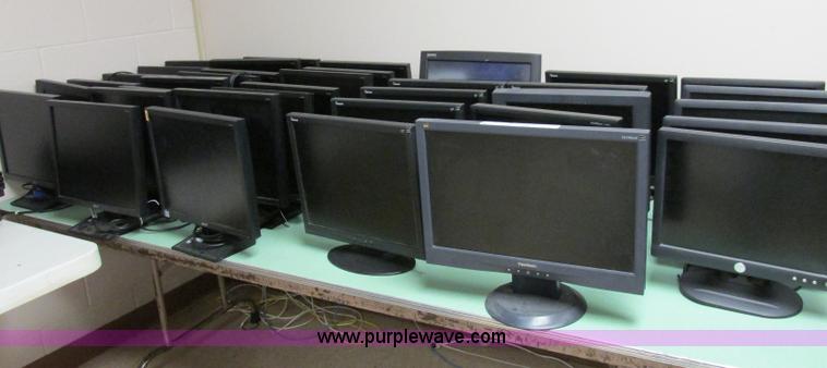 image for item BK9138 (36) flatscreen monitors