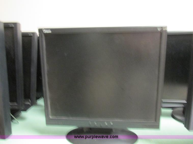 image for item BK9138 (36) flatscreen monitors