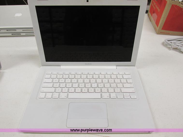 image for item BK9142 Assorted Apple laptops and accessories