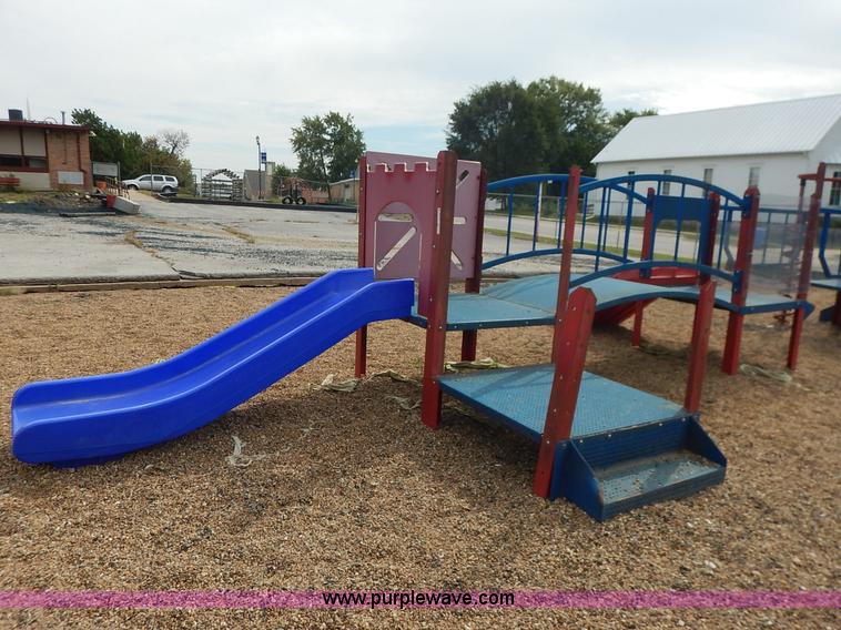 image for item BL9432 Assorted playground equipment