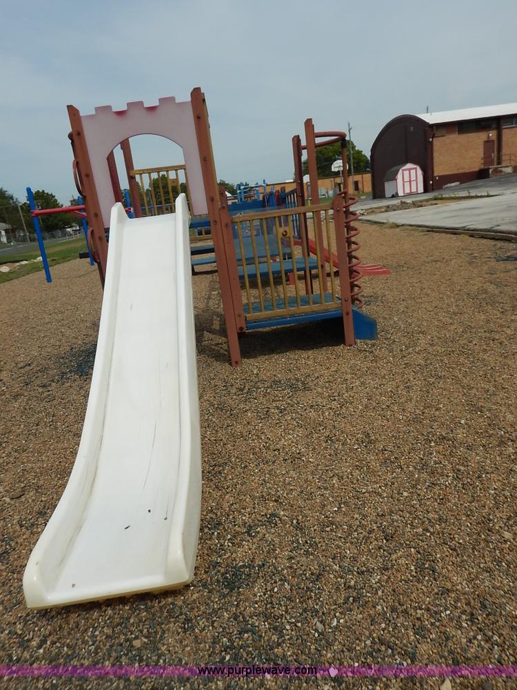 image for item BL9432 Assorted playground equipment