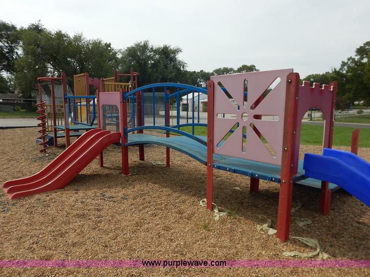 image for item BL9432 Assorted playground equipment