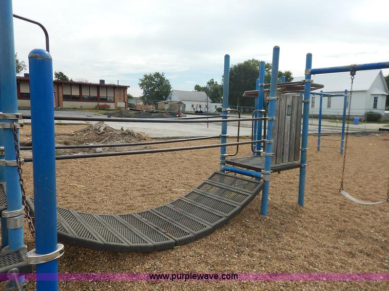 image for item BL9434 Playground equipment