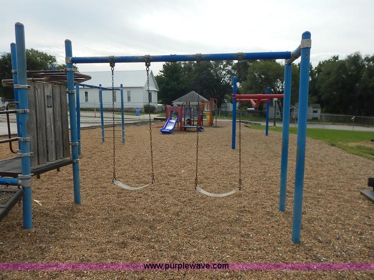 image for item BL9434 Playground equipment