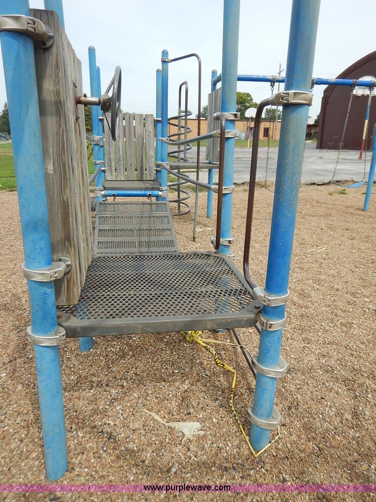image for item BL9434 Playground equipment