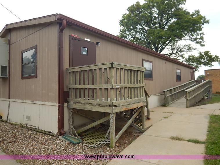 image for item BL9436 Mobile classroom