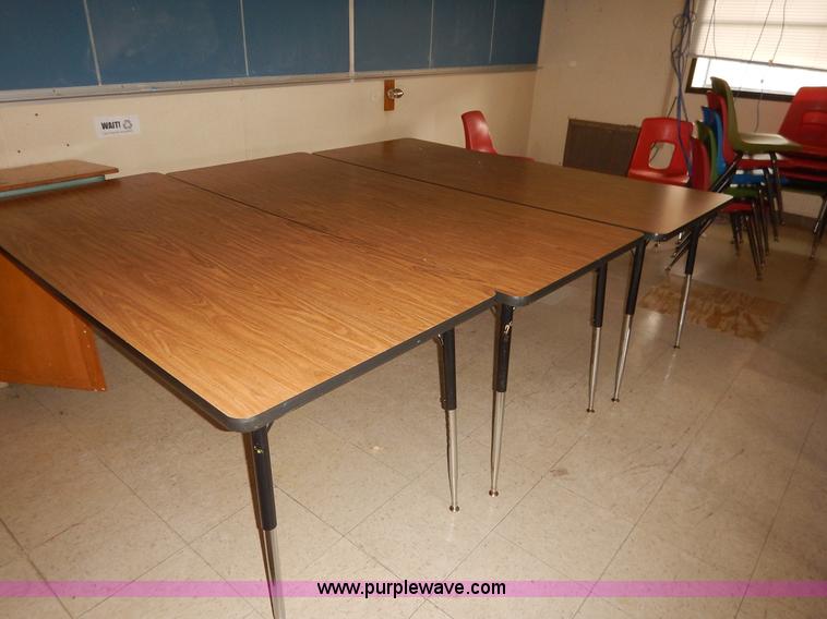 image for item BL9436 Mobile classroom