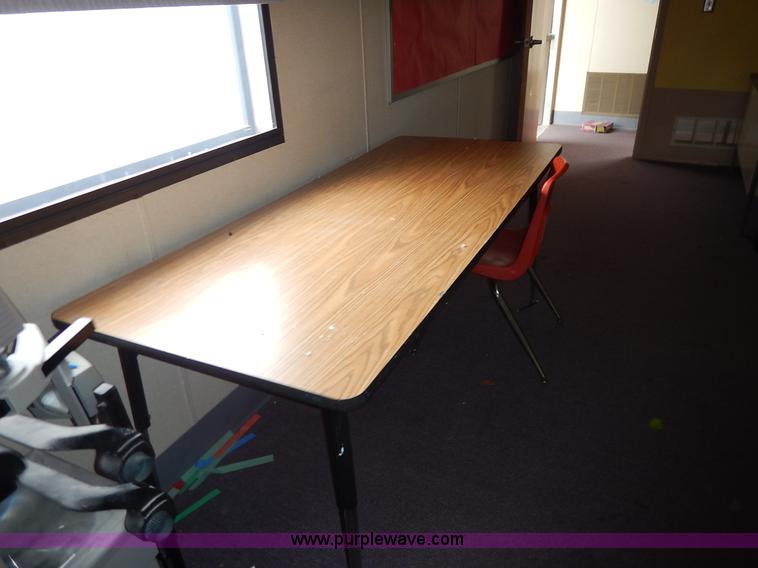 image for item BL9436 Mobile classroom