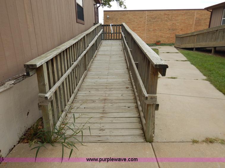 image for item BL9436 Mobile classroom