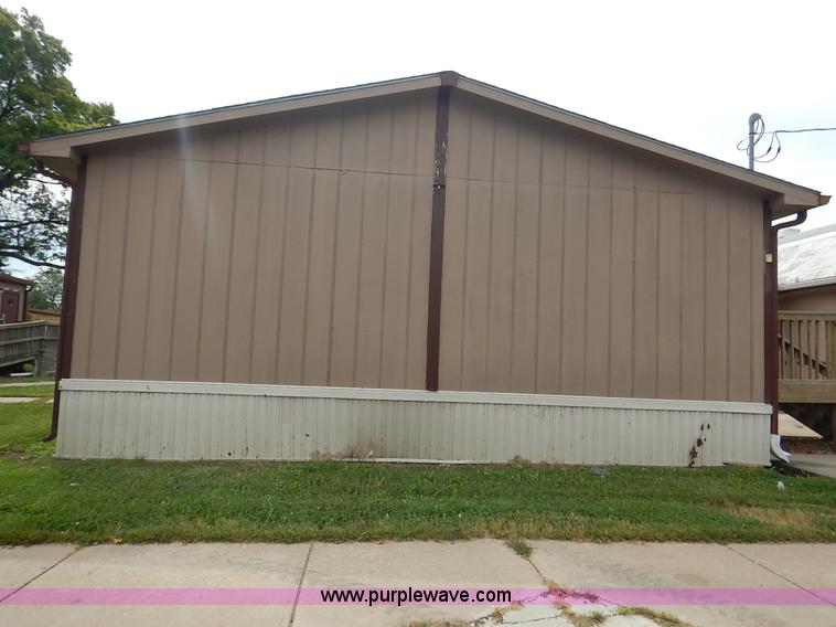 image for item BL9437 Mobile classrooms