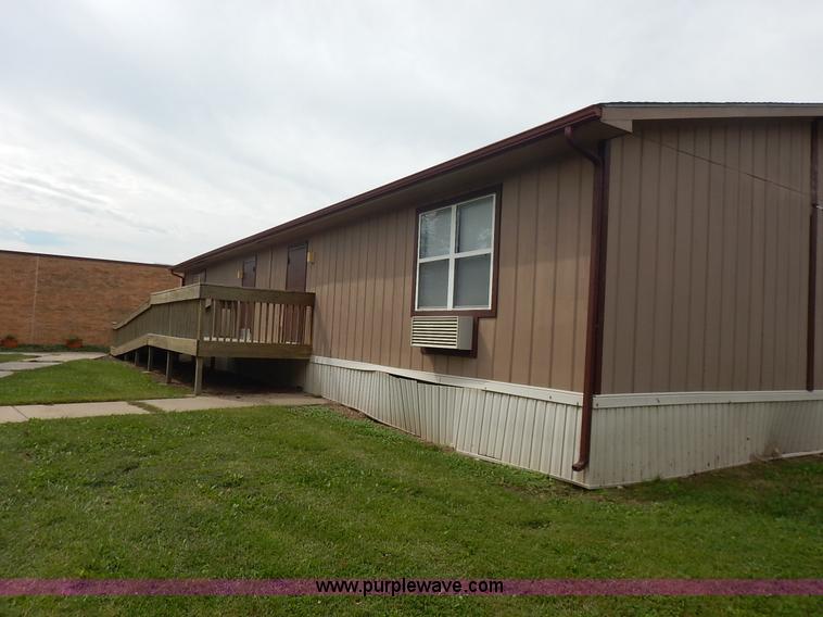 image for item BL9437 Mobile classrooms