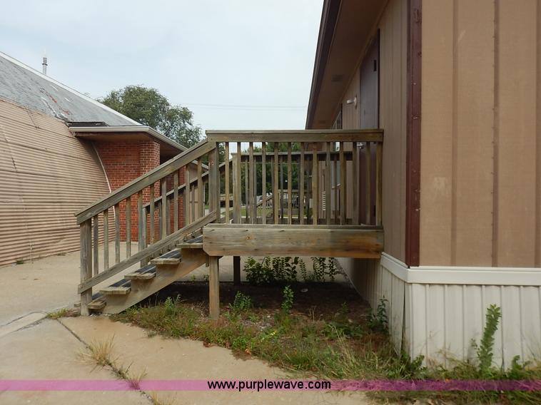 image for item BL9437 Mobile classrooms