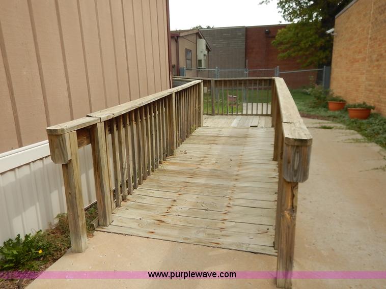 image for item BL9437 Mobile classrooms