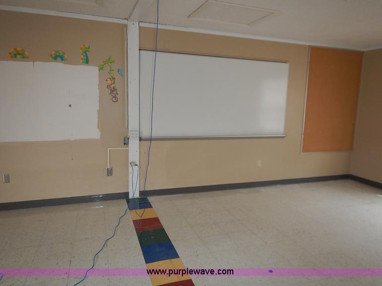 image for item BL9437 Mobile classrooms