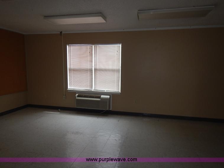 image for item BL9437 Mobile classrooms