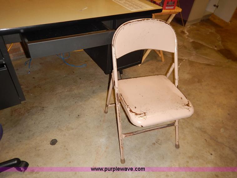 image for item BL9438 Assorted furniture