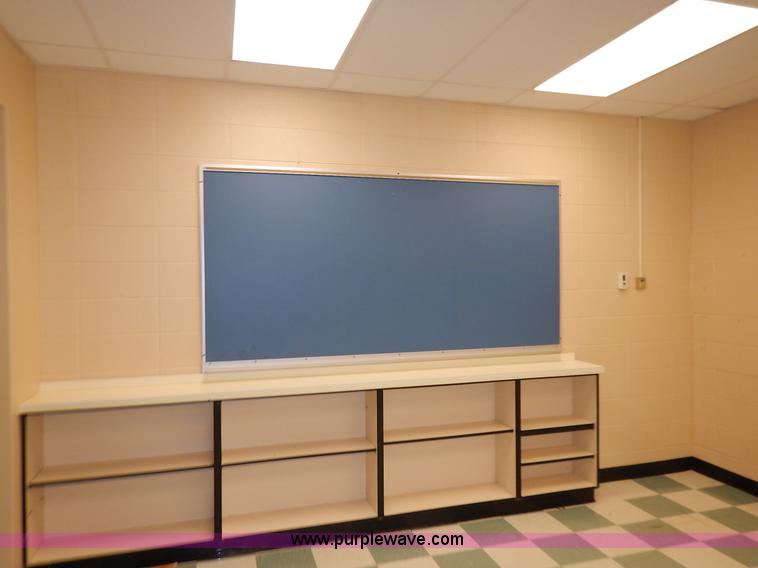 image for item BL9438 Assorted furniture