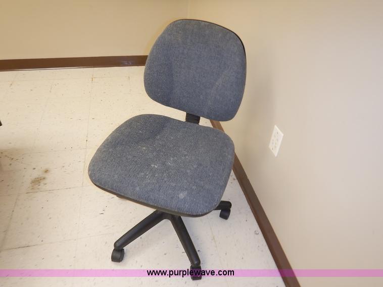 image for item BL9438 Assorted furniture