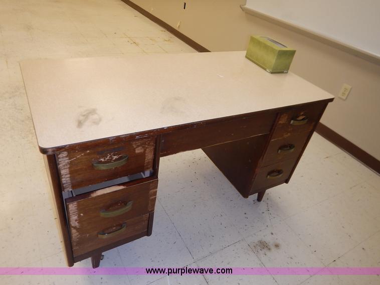 image for item BL9438 Assorted furniture