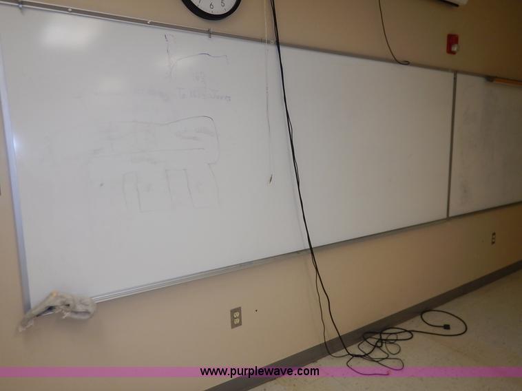 image for item BL9438 Assorted furniture