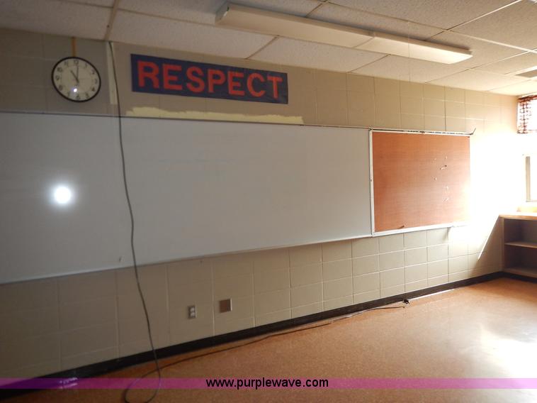 image for item BL9446 Assorted furniture