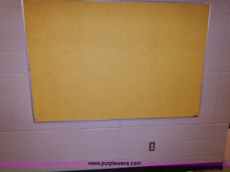 image for item BL9446 Assorted furniture