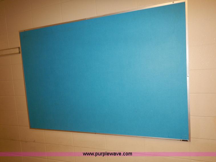 image for item BL9446 Assorted furniture