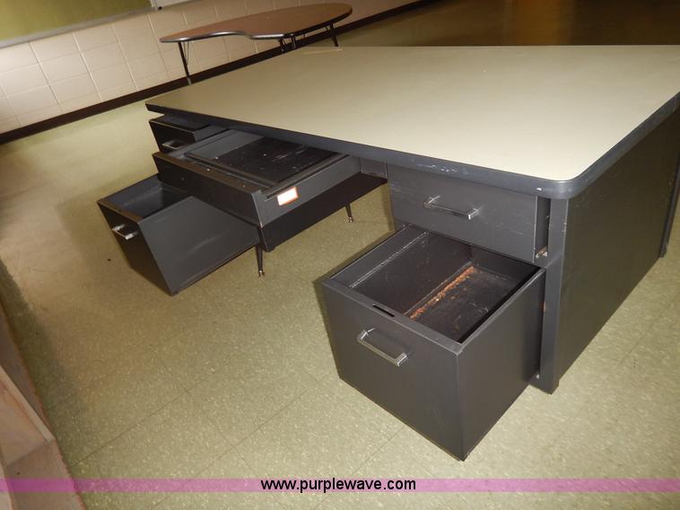 image for item BL9446 Assorted furniture