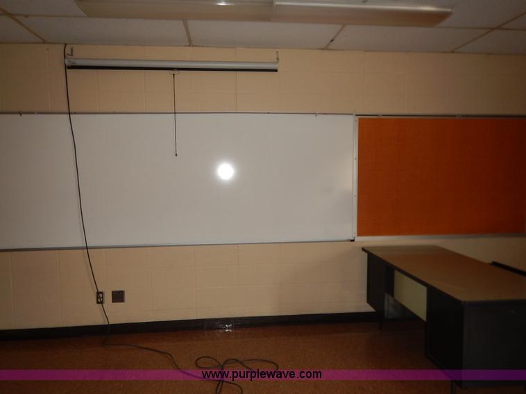 image for item BL9446 Assorted furniture