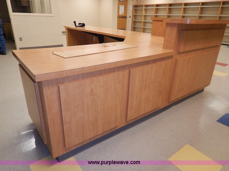 image for item BL9446 Assorted furniture