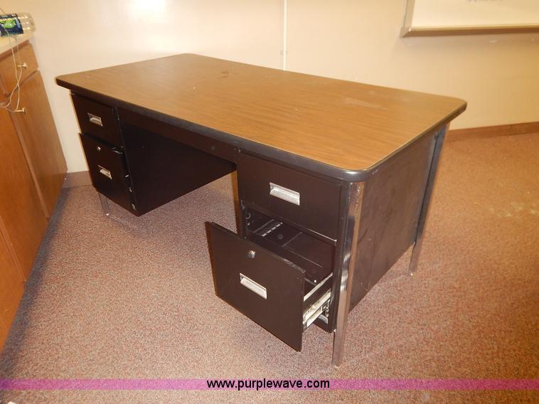 image for item BL9446 Assorted furniture