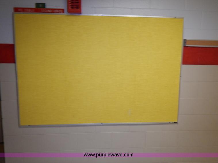 image for item BL9447 Assorted classroom furniture