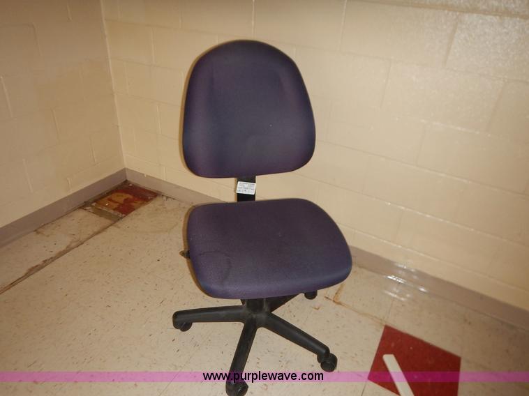 image for item BL9447 Assorted classroom furniture