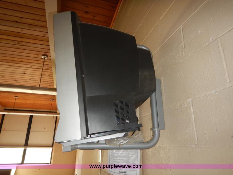 image for item BL9447 Assorted classroom furniture