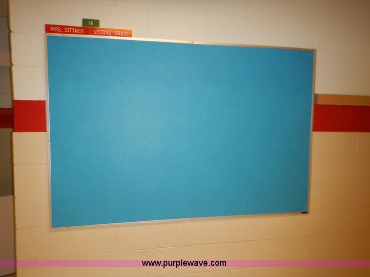 image for item BL9447 Assorted classroom furniture