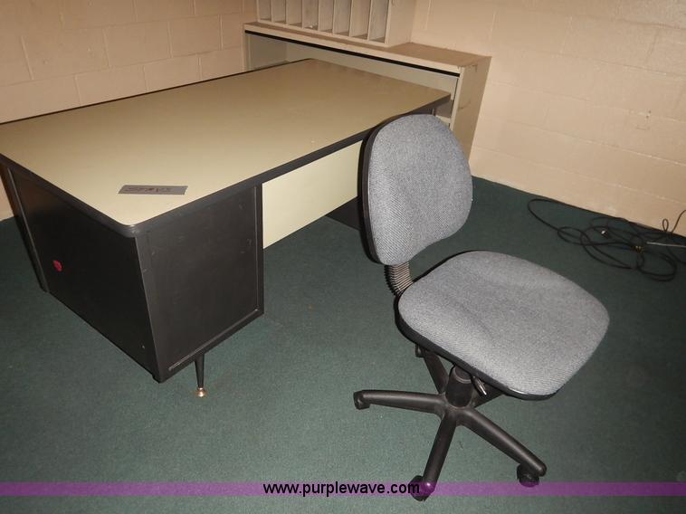 image for item BL9447 Assorted classroom furniture