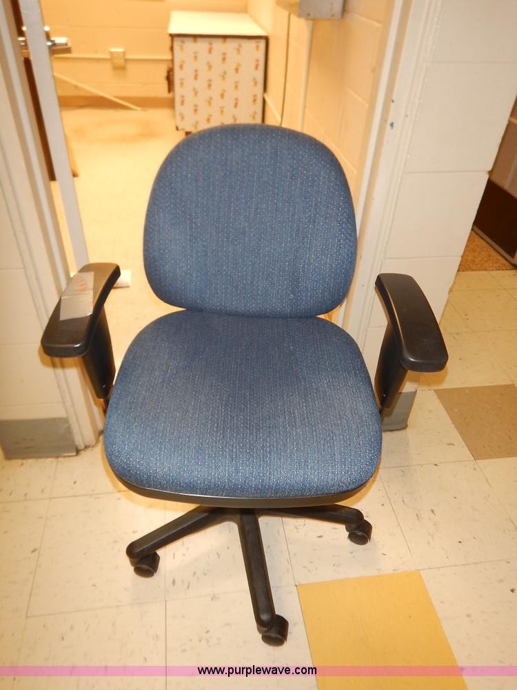 image for item BL9447 Assorted classroom furniture