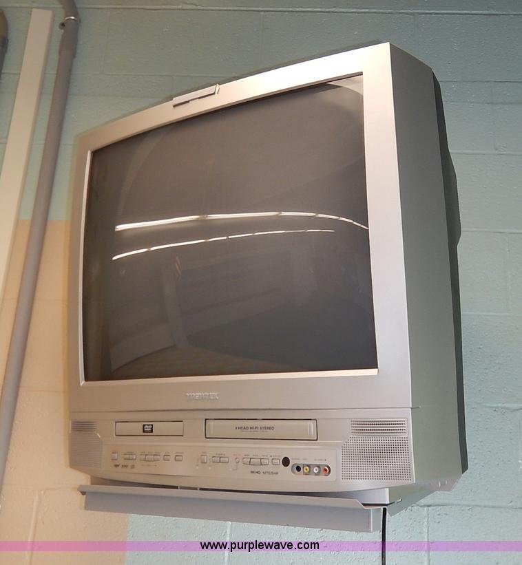 image for item BL9448 Assorted classroom furniture