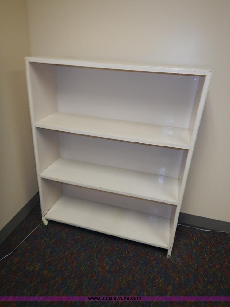 image for item BL9450 Assorted office furniture