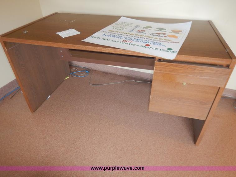 image for item BL9451 Assorted office equipment