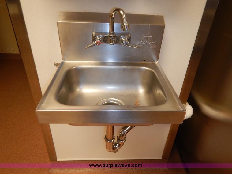 image for item BL9452 (4) assorted stainless steel sinks