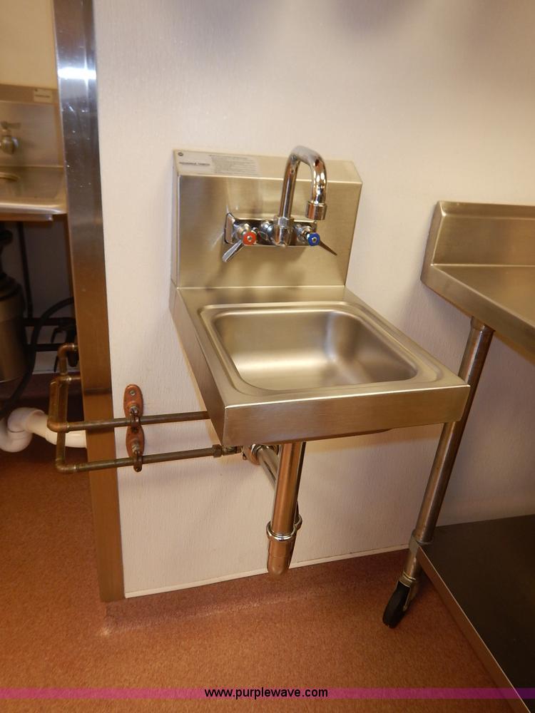 image for item BL9452 (4) assorted stainless steel sinks