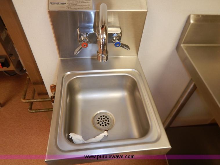 image for item BL9452 (4) assorted stainless steel sinks