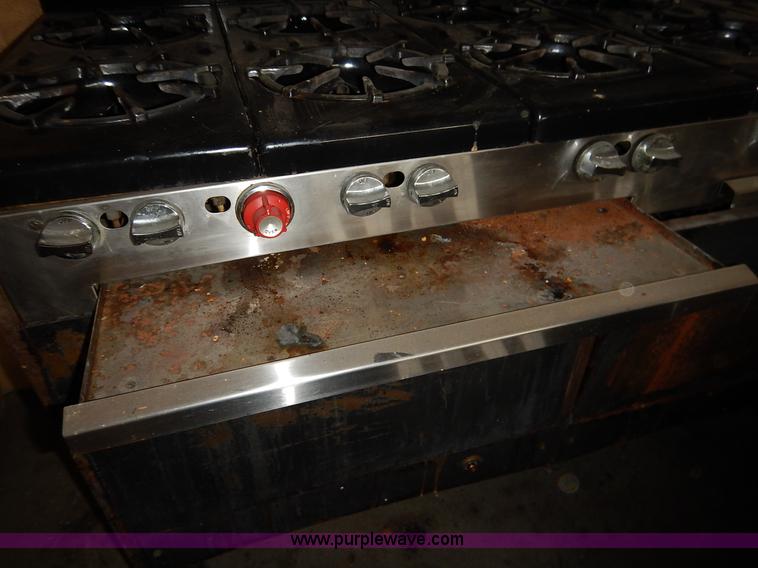 image for item BT9667 Universal Chef ten burner gas stove