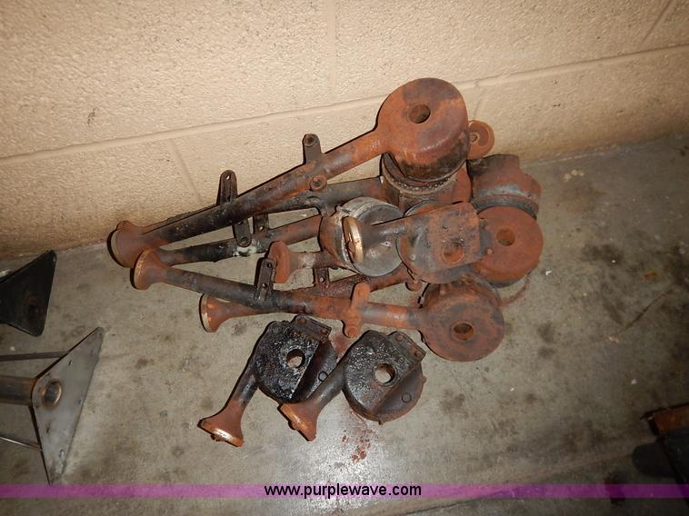 image for item BT9667 Universal Chef ten burner gas stove