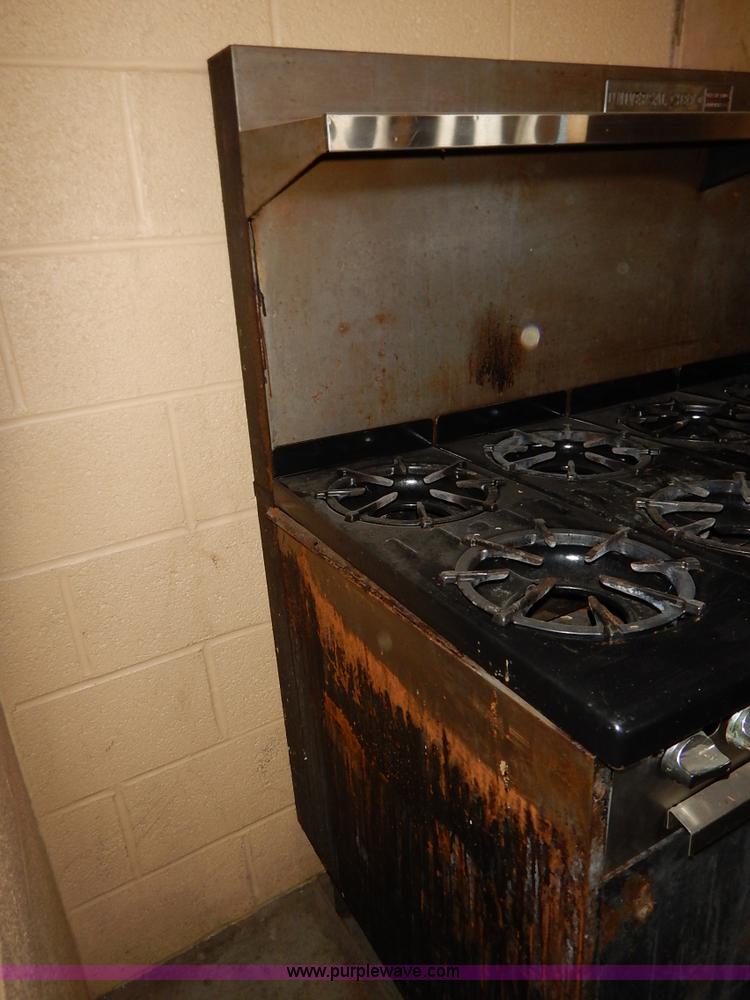 image for item BT9667 Universal Chef ten burner gas stove