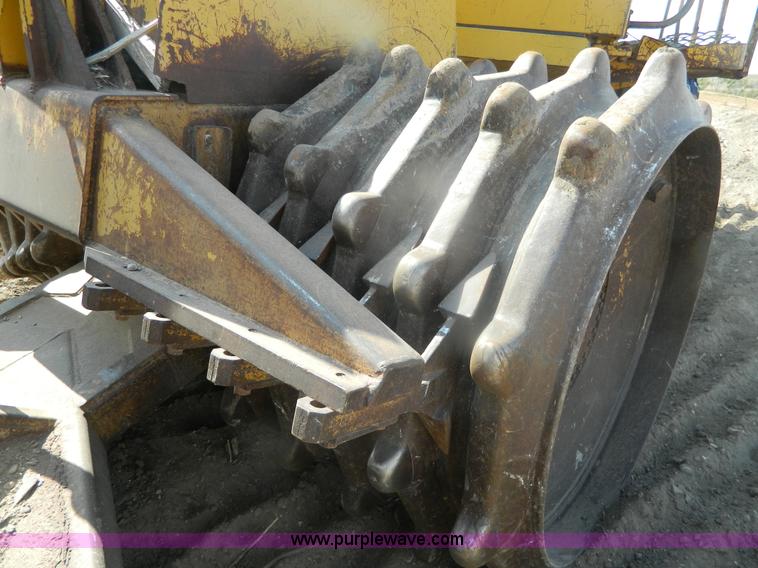 image for item BT9886 1985 Bomag K351 landfill compactor